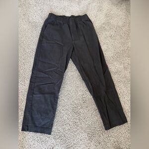 Men’s Uniqlo Relaxed Ankle Pants, Charcoal, M